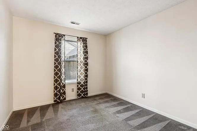 3122 Village Park North Dr — Photo 8
