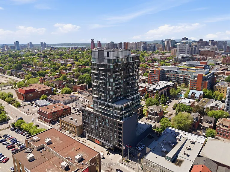 203 Catherine St #1203 — Photo 31