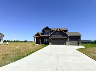 8 Pine Hills Ct, Crawfordsville, IN 47933