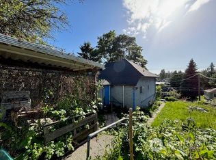 910 29th Ave, Seattle, WA 98122