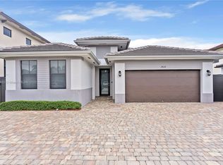 2822 SW 150th Ct, Miami, FL 33185