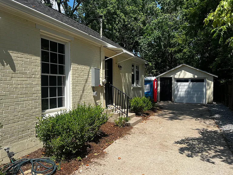 3422 Pleasant Valley Rd — Photo 30