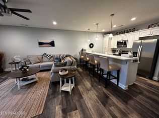 1255 New Lake Rd UNIT 22, Spring City, TN 37381