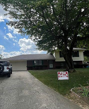 5th image of 817 Culpeper Ct
