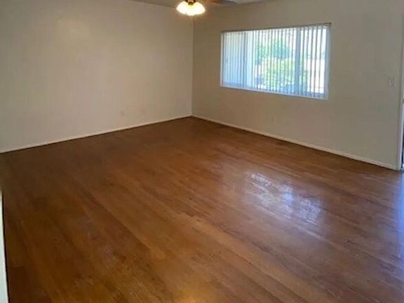 5th image of 4385 Rosebud Ln
