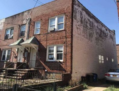 2710 E 23rd St, Brooklyn, NY, 11235