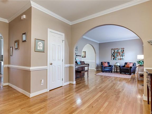3rd image of 5124 Dorin Hill Ct