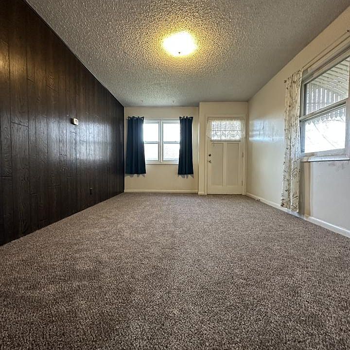 1st image of 1603 Virginia Ln APT 10
