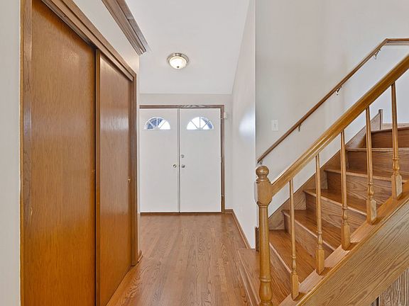 5th image of 7742 W 157th St