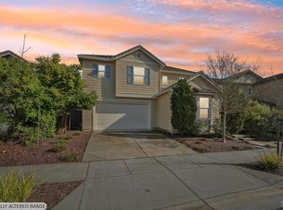 1884 Woodsage Way, Santa Rosa, CA 95404