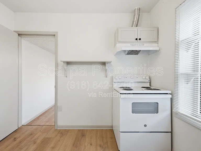 1215 Harrison St #4 — Photo 7