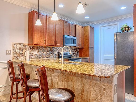 2nd image of 7773 Bristol Cir