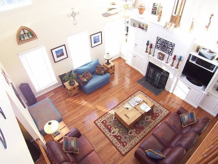 2-Story Family Room