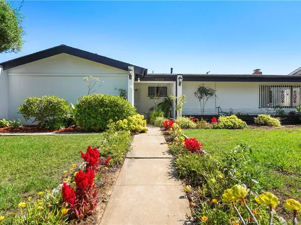 16932 Lassen St, North Hills, CA 91343