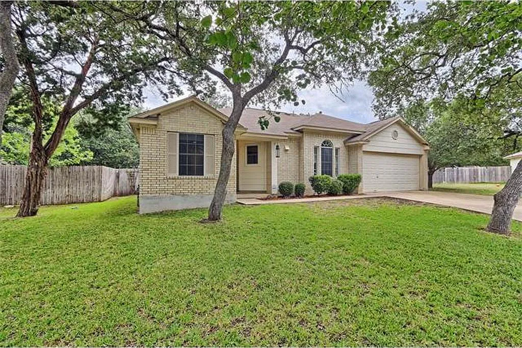 Building Photo - 1714 Primrose Ln