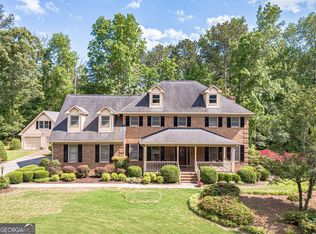 3510 Eagle Landing Dr, Snellville, GA 30039