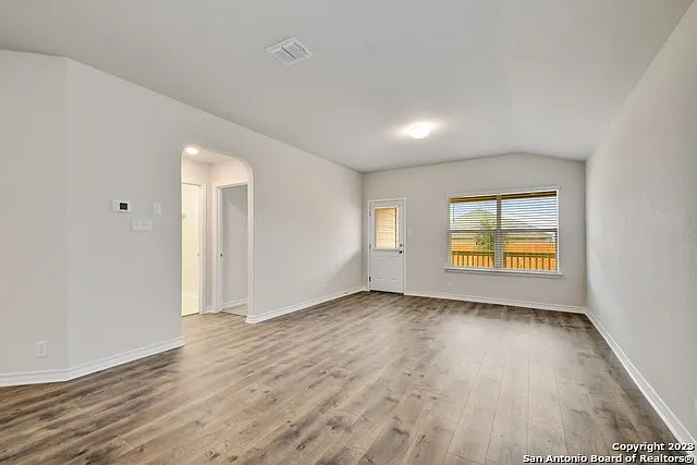 14042 Mudstone St — Photo 9