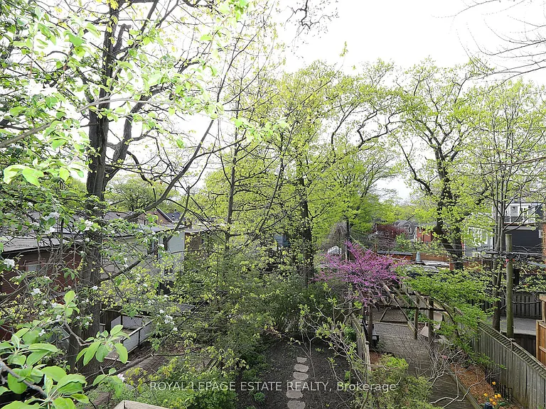 27 Sycamore Pl — Photo 35