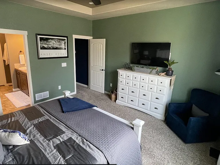 Alpine Ave — Photo 3