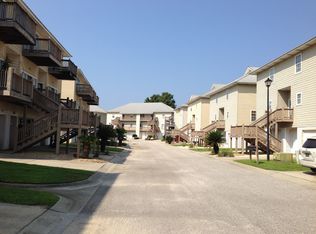 4 Yacht Club Dr APT 7, Daphne, AL 36526