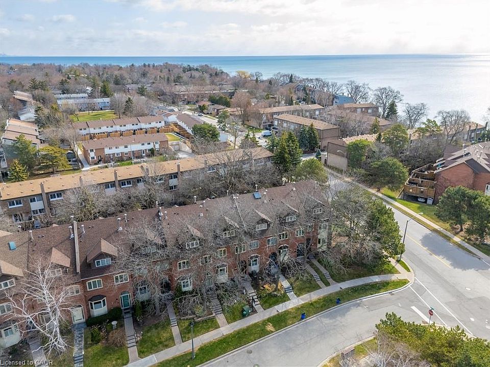 1st image of 45 Tradewind Dr