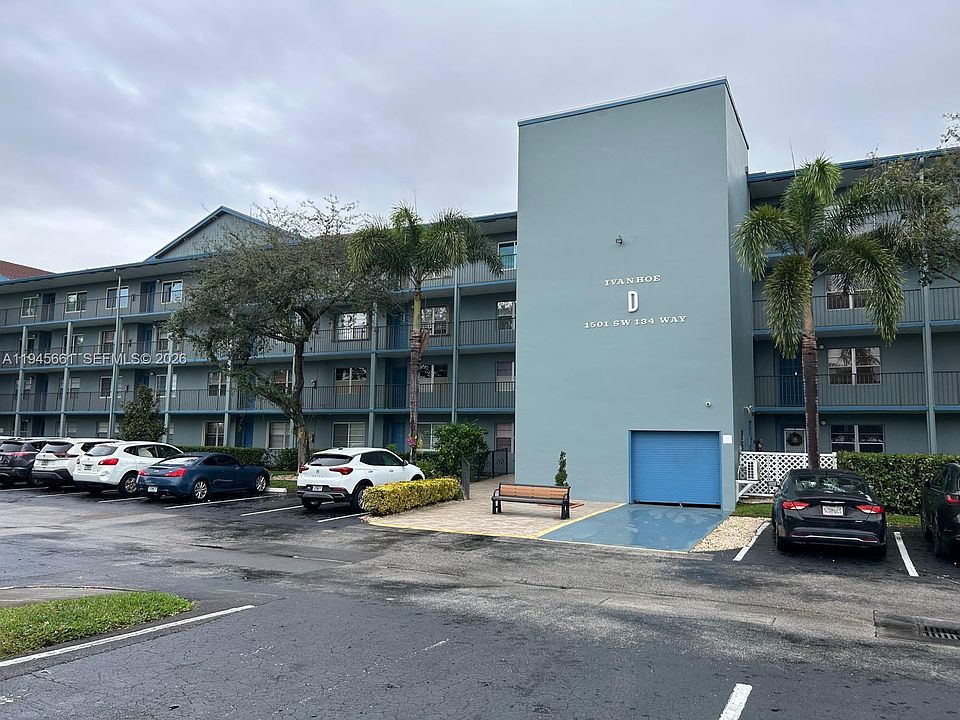 1st image of 1501 SW 134th Way APT 206D