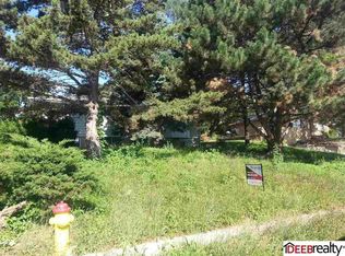 5502 N 33rd St, Omaha, NE 68111