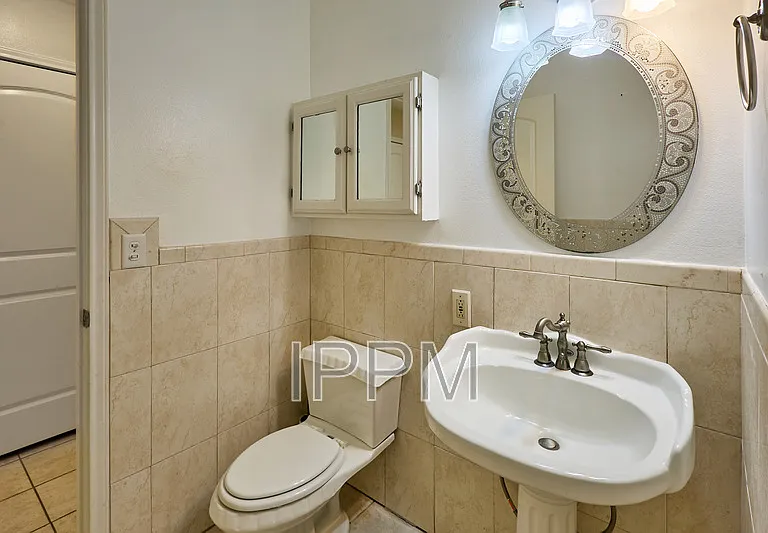 2609 Thomas Ln — Photo 16