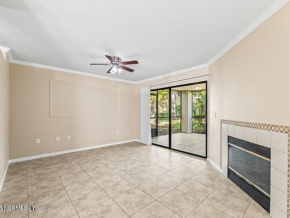 4th image of 10150 BELLE RIVE Boulevard #303