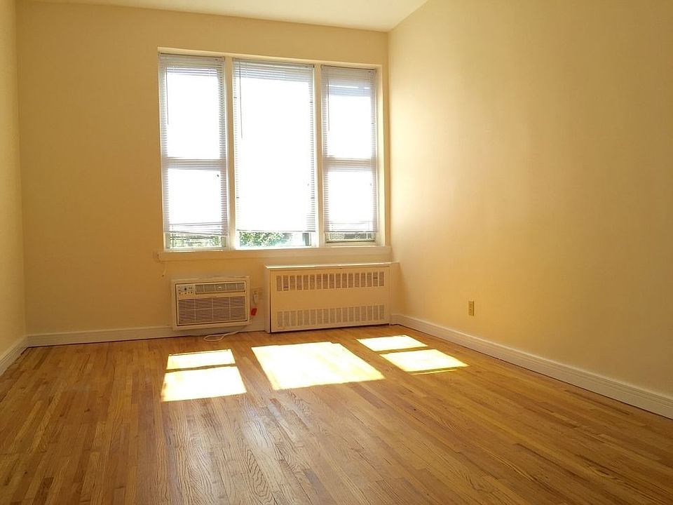 1st image of 23 W 84th St APT 4C