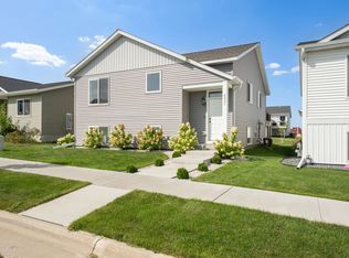 6037 Sandstone St NW, Rochester, MN 55901