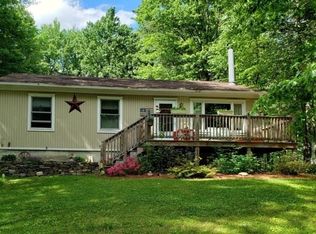 8 Balsam Dr, Ashburnham, MA 01430