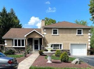 2811 W Pennsylvania St, Allentown, PA 18104