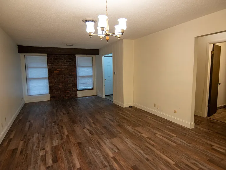 701 Beech St #B — Photo 3
