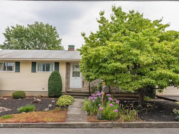 113 Arch St, Macungie, PA 18062