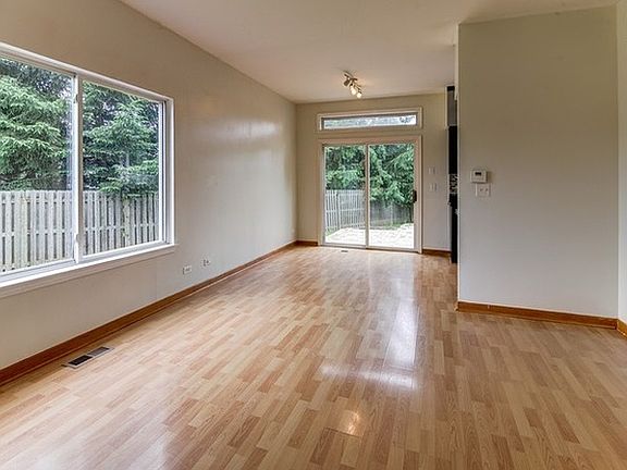 5th image of 2935 Cedar Grove Dr