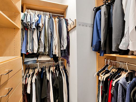 5th image of 88 Greenwich St APT 807