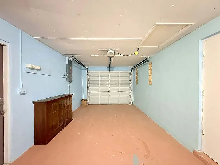 2055 Hyatt Dr — Photo 18