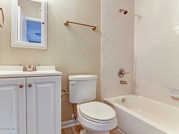 3rd image of 7622 KINGSTREE Drive S