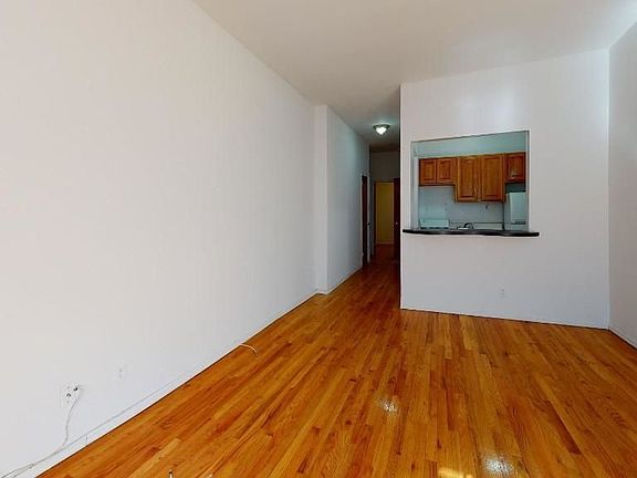 5th image of 318 E 89th St #2B1