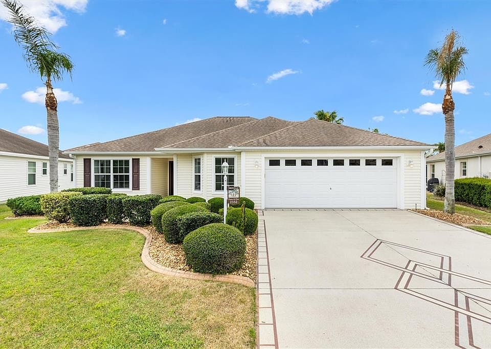 1st image of 2332 Grenadier Way