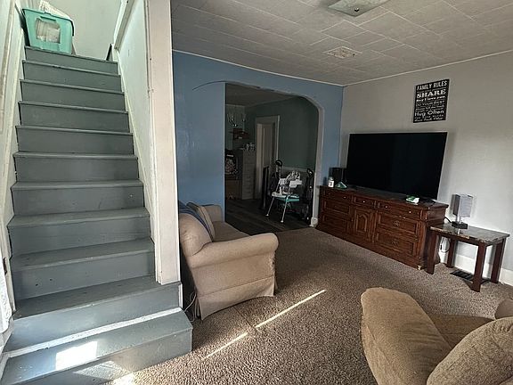 2nd image of 315 Spann Ave