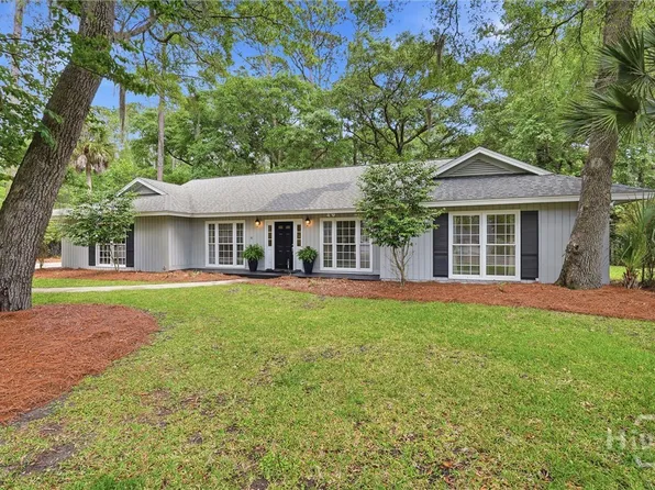 11 Monastery Road W, Savannah, GA 31411