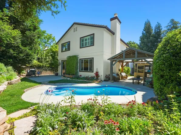 1056 Woodcrest Court, Vacaville, CA 95688