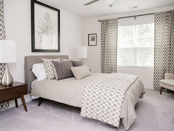 4th image of 9570 Eagle Dr #9570