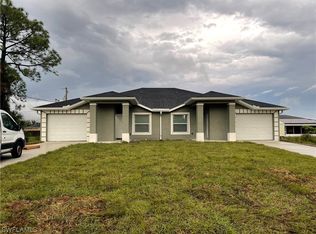 5244-5246 26th St SW, Lehigh Acres, FL 33973