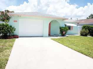 709 95th Ave N, Naples, FL 34108