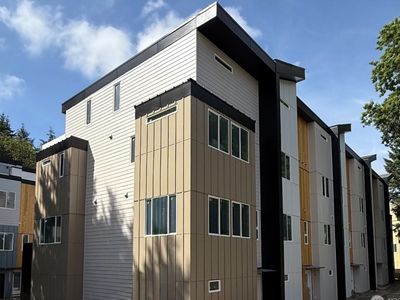 1190 129th Court NE, Bellevue, WA, 98005