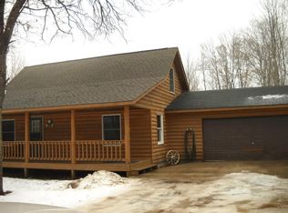 8335 Mathews Rd, Atlanta, MI 49709