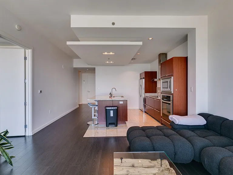 4471 Dean Martin Dr #4004 — Photo 11